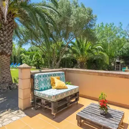 Charming With Private Pool