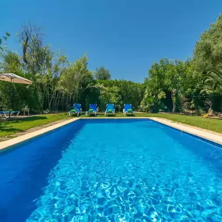 Charming With Private Pool