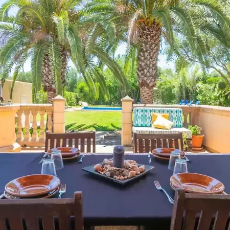 Charming With Private Pool *